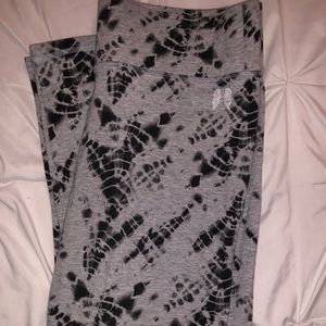 VS black spotted leggings